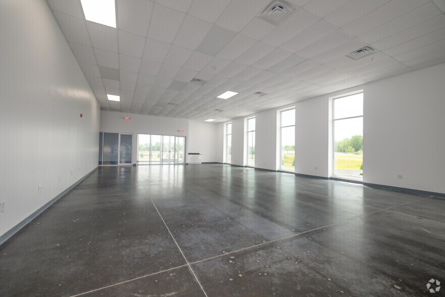 More Photos Of 500 Halls Mill Rd, Freehold Distribution For Lease