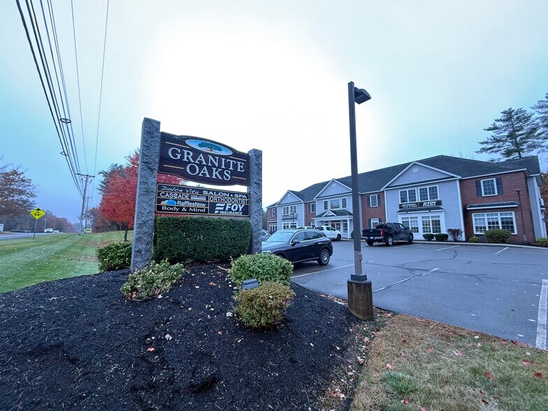 More Photos Of 127 Rockingham Rd, Windham Office For Lease