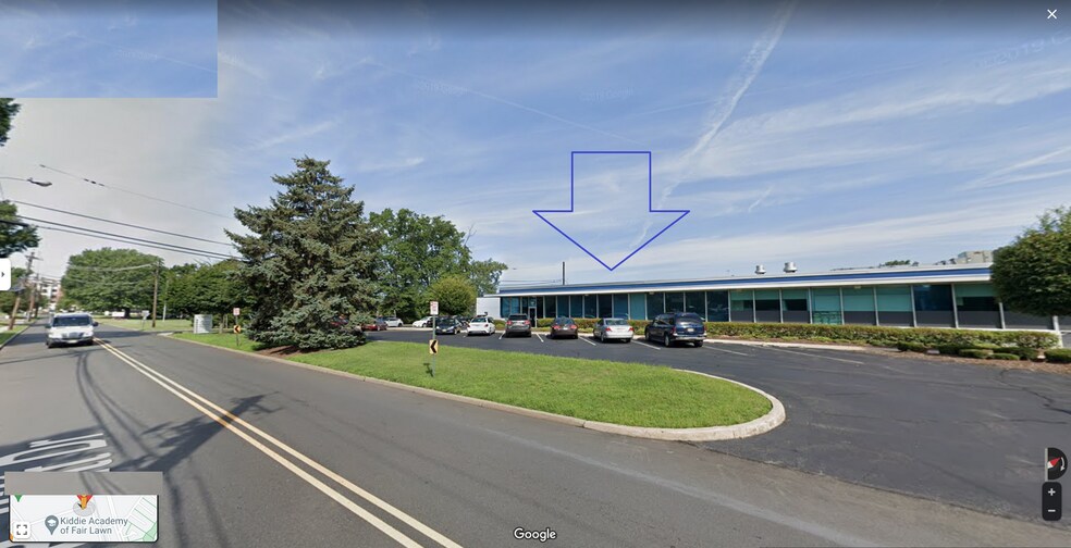 More Photos Of 15-01 Pollitt Dr, Fair Lawn Light Distribution For Lease