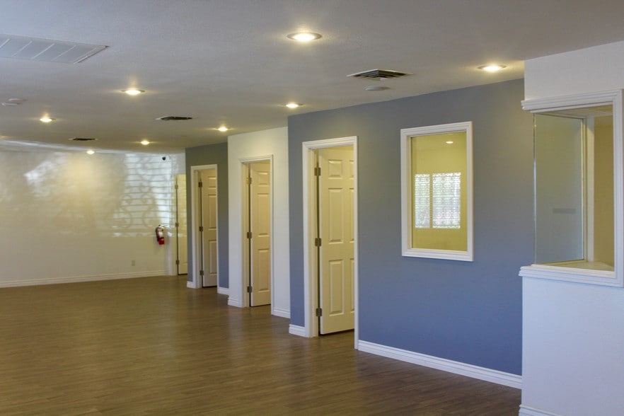 More Photos Of 703 S 10th St, Las Vegas Medical For Sale