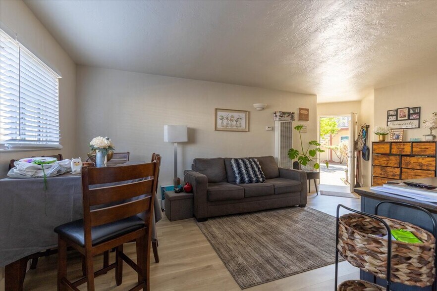 More Photos Of 2041 Beatrice Ct, San Jose Apartments For Sale