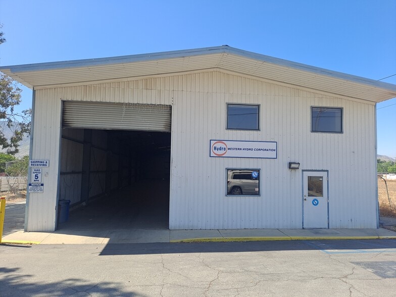 Primary Photo Of 1126 E Lincoln St, Banning Manufacturing For Lease