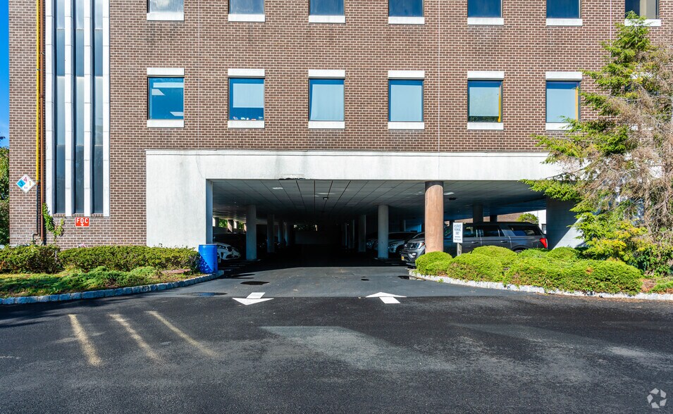 More Photos Of 12 Daniel Rd, Fairfield Office For Lease