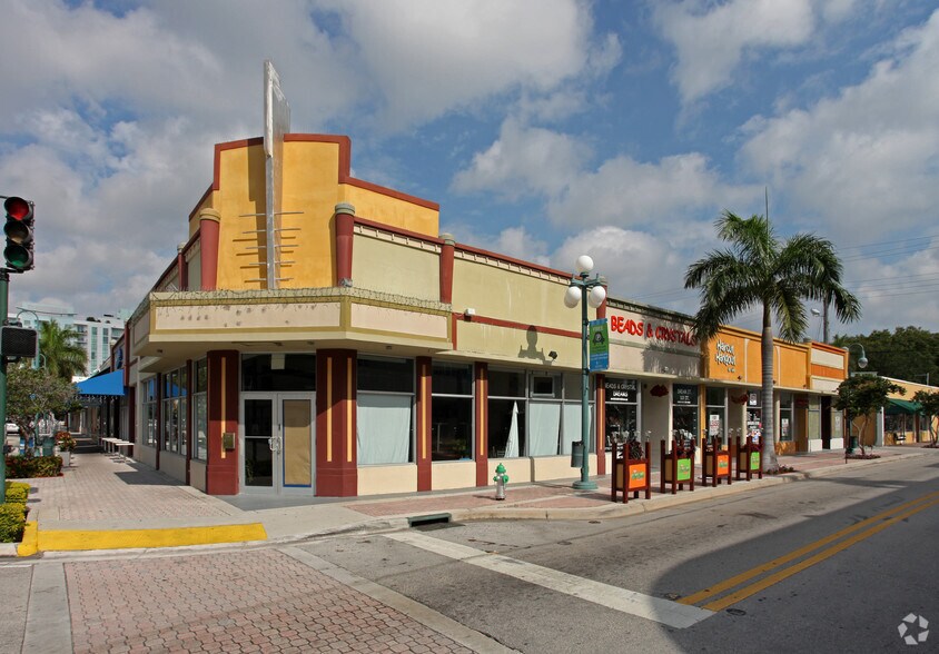Primary Photo Of 112-120 S 20th Ave, Hollywood Restaurant For Lease