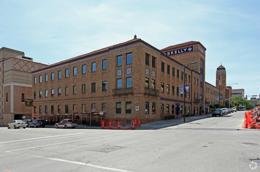 More Photos Of 601-605 W 47th St, Kansas City Office For Lease