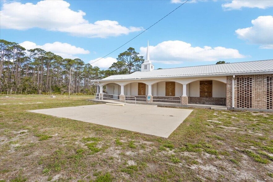 More Photos Of 21070 Beach Rd, Perry Specialty For Sale