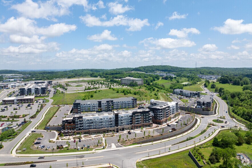 More Photos Of 2141 Century Farms Pky, Antioch Apartments For Lease