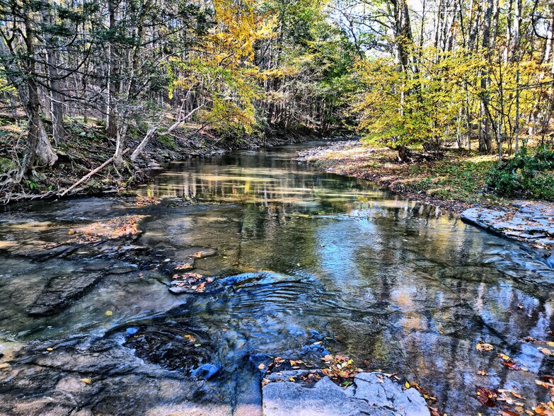 More Photos Of 118 Golden Hill Rd, Cornwallville Hotel For Sale