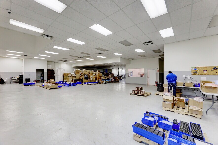 More Photos Of 174 Main Ave, Wallington Warehouse For Sale