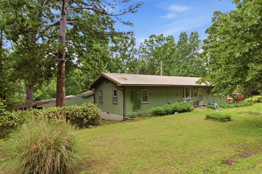 More Photos Of 34 Indian Oaks, Isabella Specialty For Sale