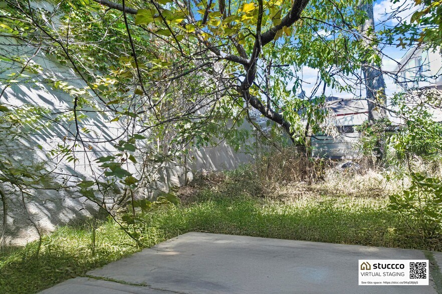 More Photos Of 5013 Avenue D, Brooklyn General Retail For Sale