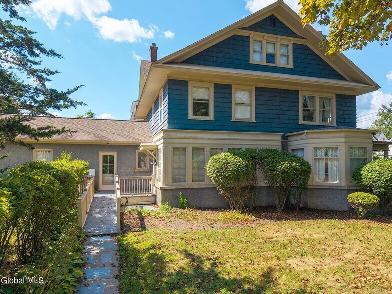 More Photos Of 1214 Union St, Schenectady Medical For Sale