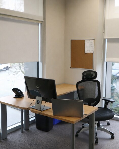 More Photos Of 8047 199th St, Langley Office For Sale