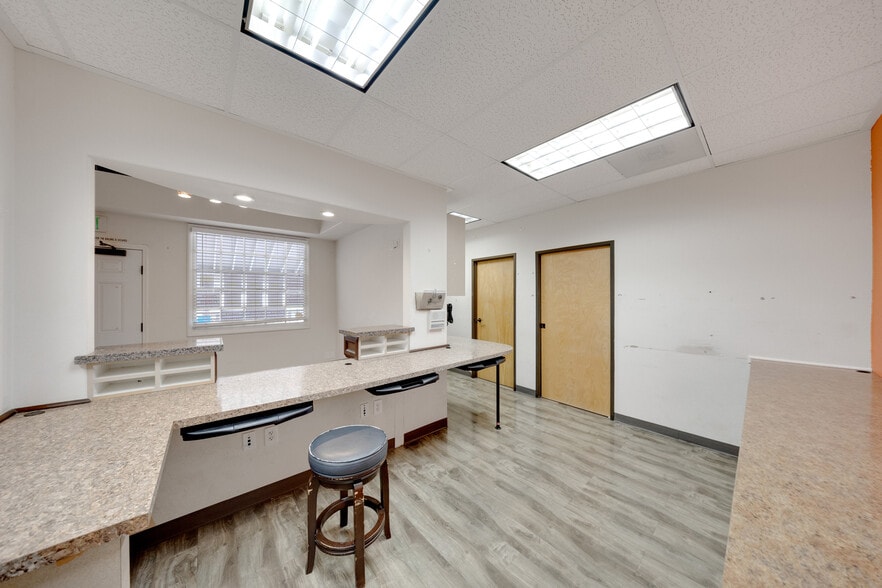 More Photos Of 408 S Beach Blvd, Anaheim Medical For Sale
