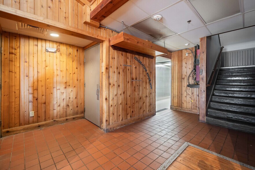 More Photos Of 4950 S Loop 289, Lubbock Restaurant For Lease