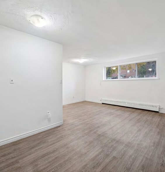 More Photos Of 165 Colborne Ave, Richmond Hill Apartments For Sale