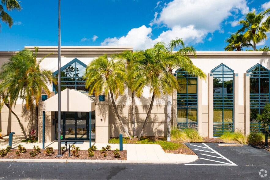 More Photos Of 3709 W Jetton Ave, Tampa Office For Lease