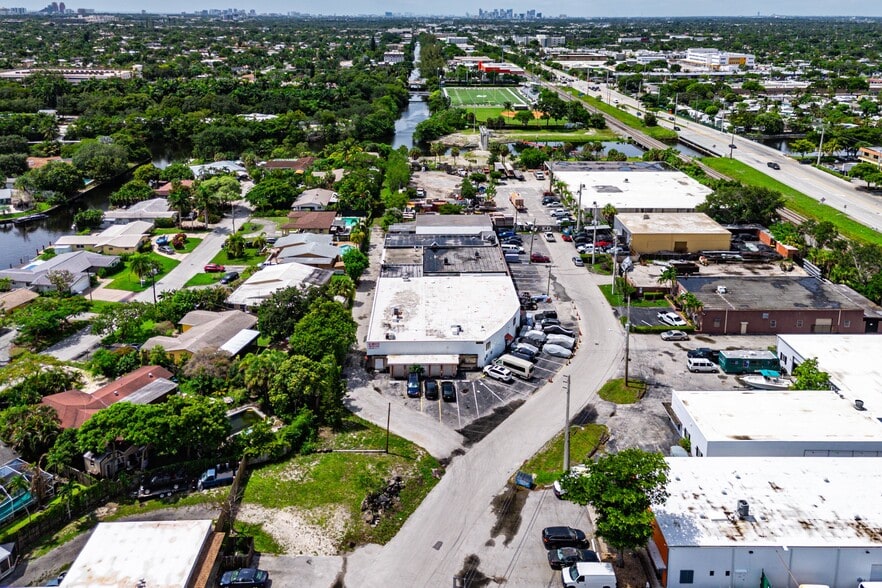 More Photos Of 1800-1812 SW 7th Ave, Pompano Beach Warehouse For Sale