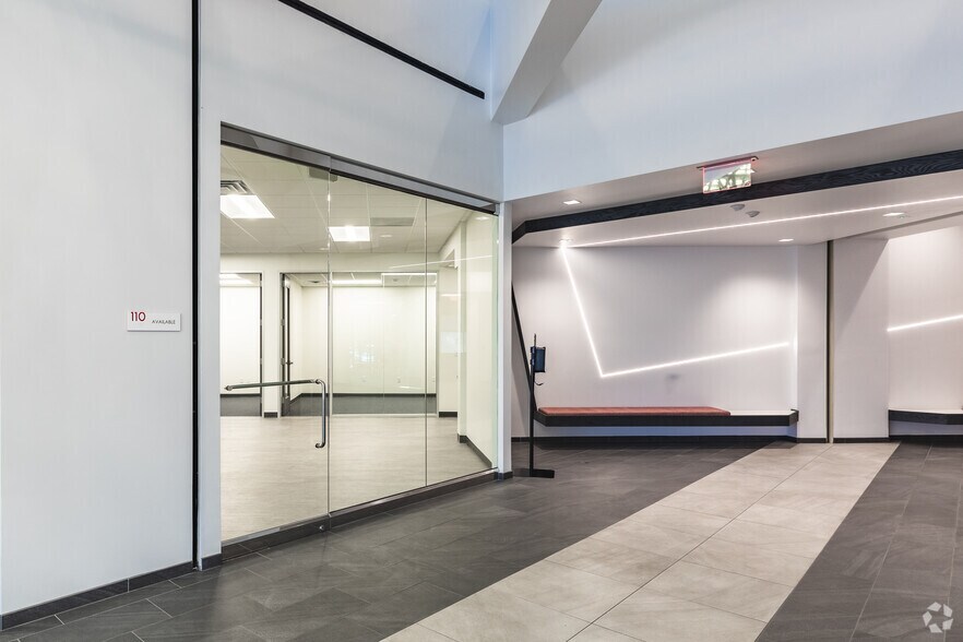 More Photos Of 5675 Ruffin Rd, San Diego Office For Lease