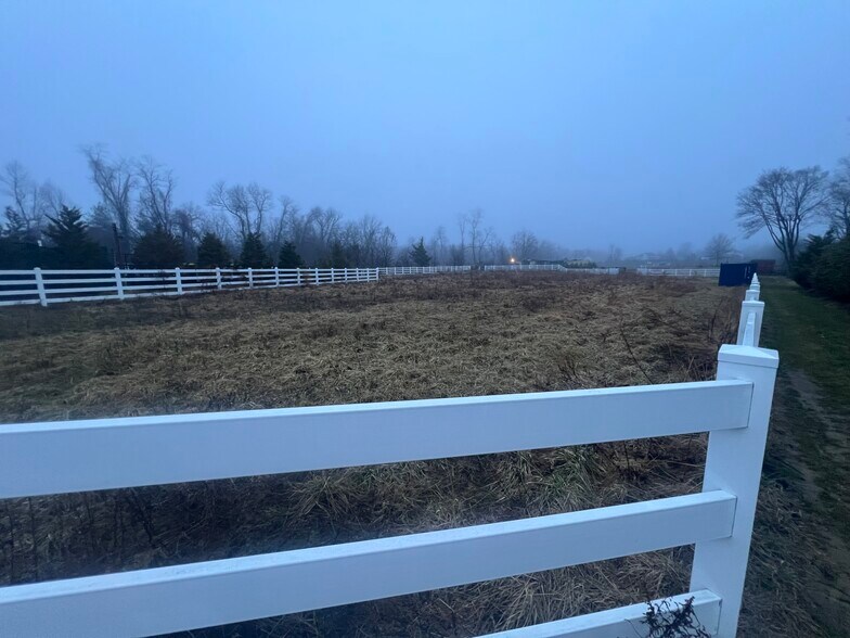 More Photos Of 338 Brickyard Rd, Freehold Land For Lease