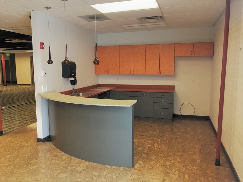 More Photos Of 100 Washington St, Reno Office For Lease