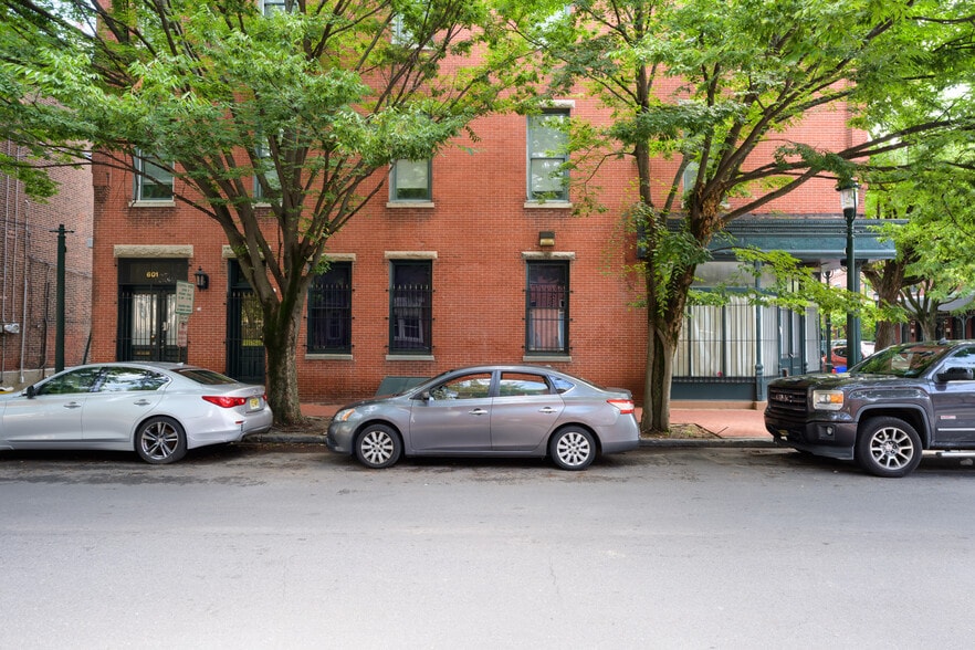 More Photos Of 601 Berkley St, Camden Apartments For Sale
