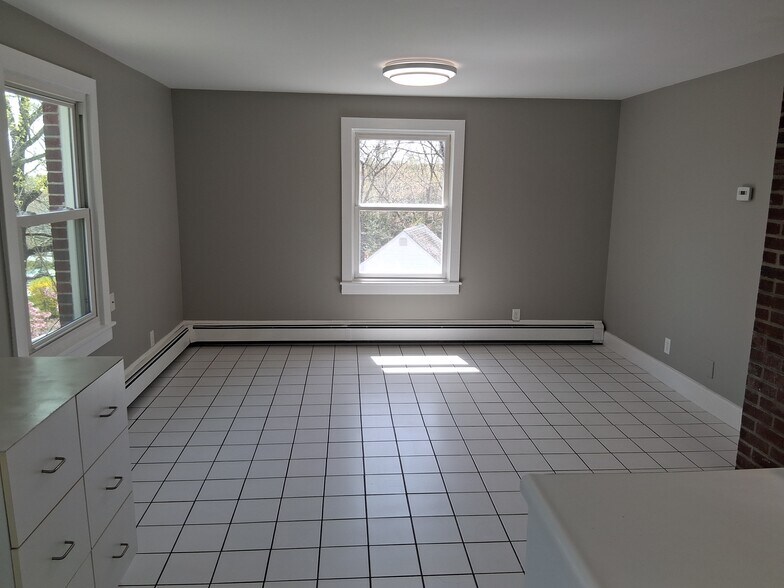 More Photos Of 327 Eddie Dowling Hwy, North Smithfield Apartments For Sale