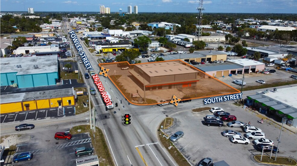 Primary Photo Of 2575 Fowler St, Fort Myers Auto Dealership For Sale