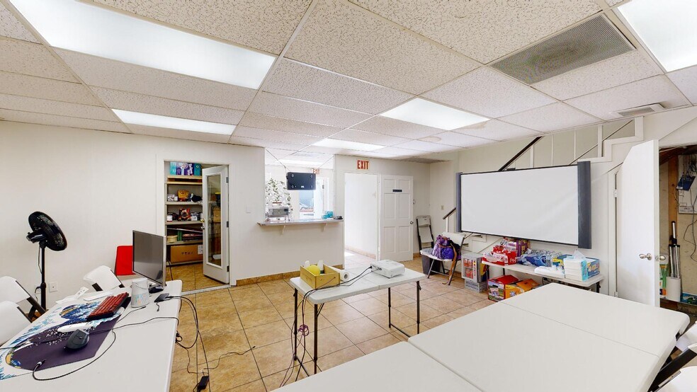 More Photos Of 2423 E University Dr, Phoenix Refrigeration Cold Storage For Sale