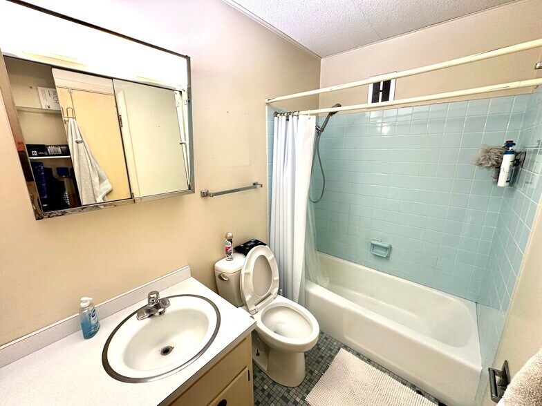 More Photos Of , Decatur Unknown For Sale