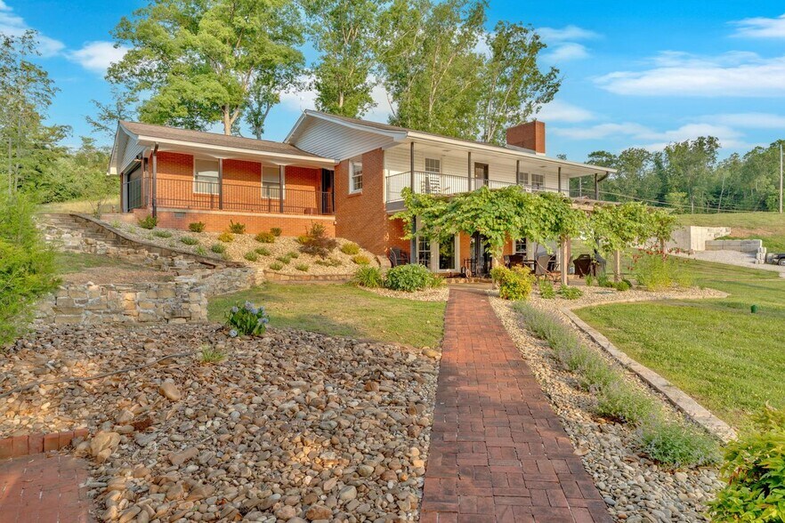 More Photos Of 1060 Paint Rock Ferry Rd, Kingston Specialty For Sale