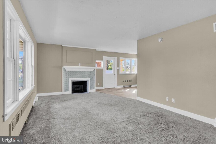 More Photos Of 4070 W Market St, York Office For Sale