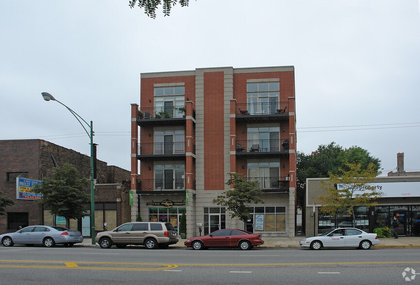 More Photos Of 5642 N Broadway St, Chicago Apartments For Lease