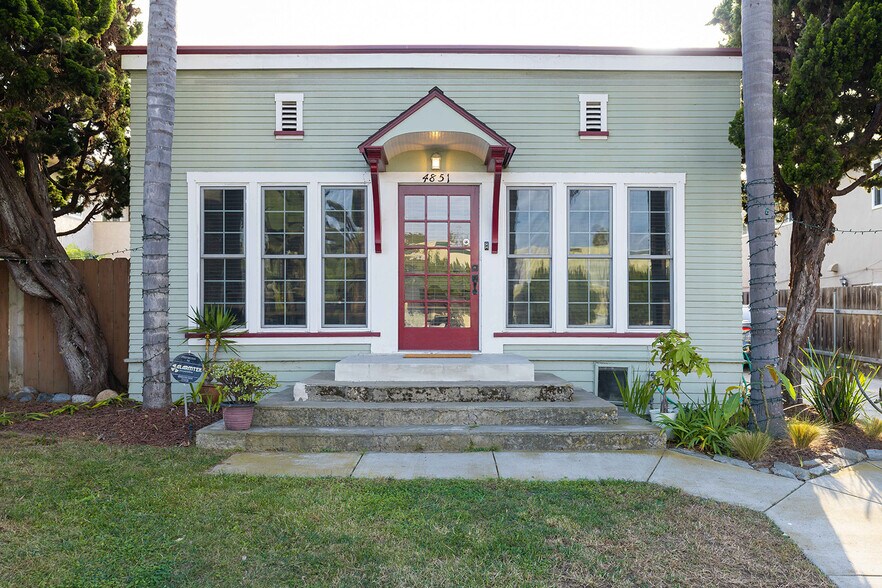 Primary Photo Of 4851-4855 Narragansett Ave, San Diego Apartments For Sale