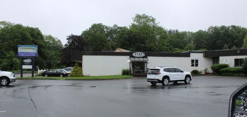 More Photos Of 379-391 Goshen Rd, Torrington Showroom For Sale