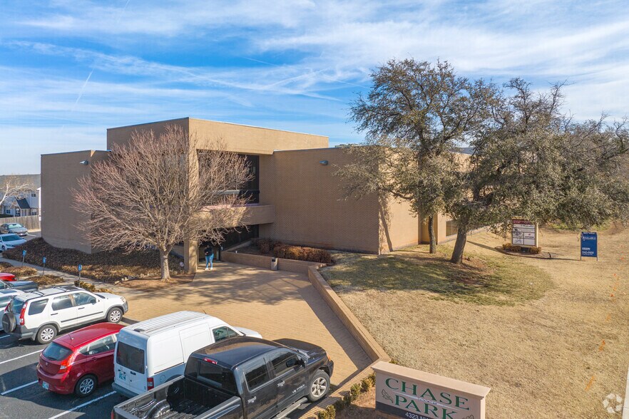 Primary Photo Of 4323 NW 63rd St, Oklahoma City Office For Lease