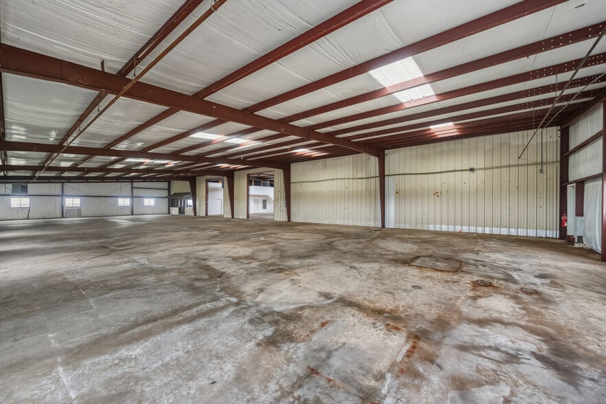 More Photos Of 6737 FM 362, Brookshire Warehouse For Lease