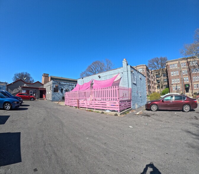 More Photos Of 5000-02 City Ave, Philadelphia Freestanding For Sale