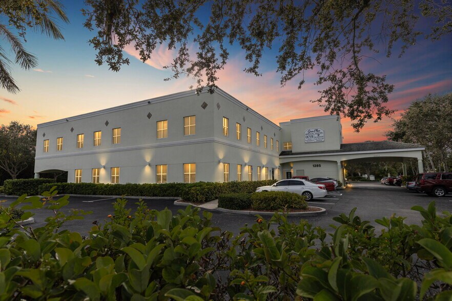 More Photos Of 1285 36th St, Vero Beach Medical For Lease