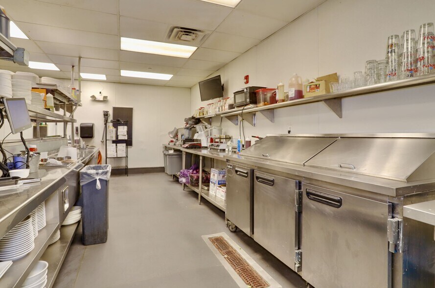 More Photos Of 2658 Highway 516, Old Bridge Restaurant For Sale