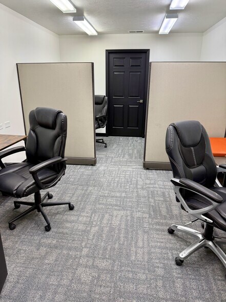 More Photos Of 520 N 400 W, North Salt Lake Office For Lease