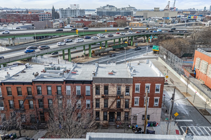 More Photos Of 656 Henry St, Brooklyn Apartments For Sale