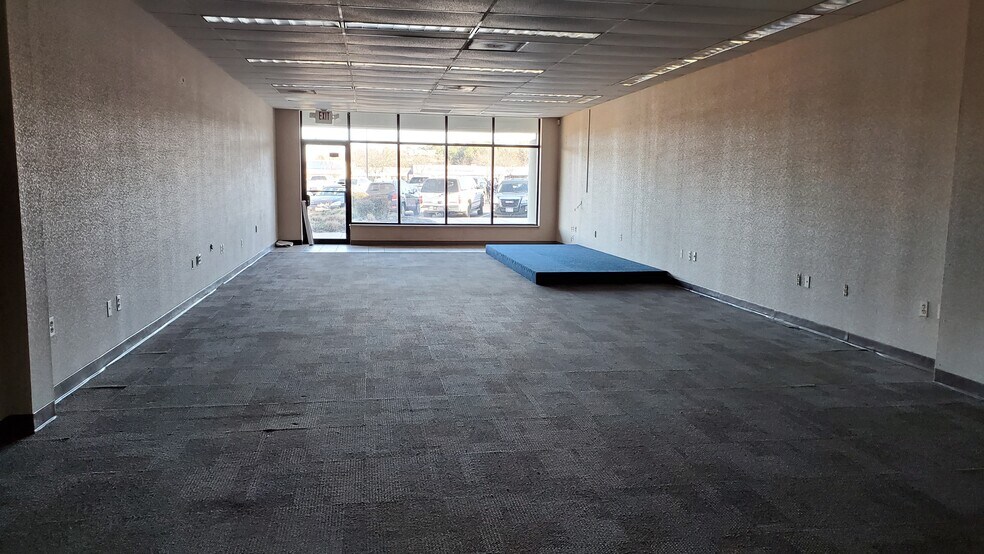 More Photos Of 22608 MacArthur Blvd, California Unknown For Lease