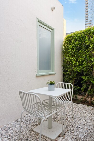 More Photos Of 1537 Union St, San Diego Apartments For Sale