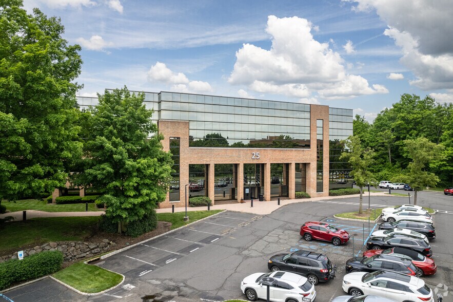 More Photos Of 25 Independence Blvd, Warren Office For Lease