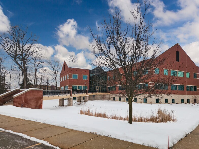 More Photos Of 1760 Abbey Rd, East Lansing Coworking Space