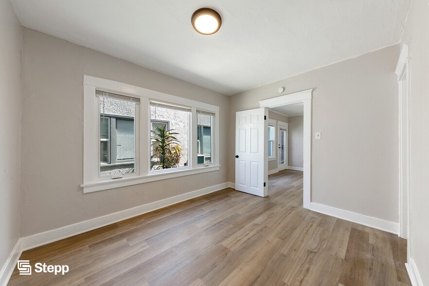 More Photos Of 1059 Gladys Ave, Long Beach Apartments For Sale
