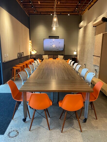 More Photos Of 435 Center St, Healdsburg Coworking Space