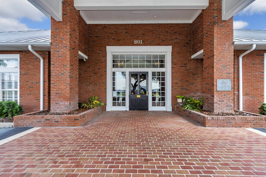 More Photos Of 801 SW 60th Ave, Ocala Office For Lease
