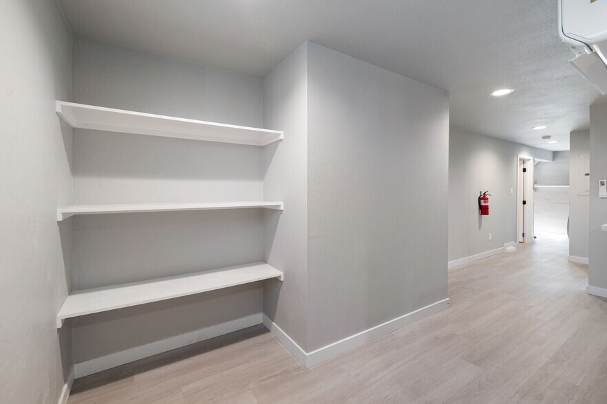 More Photos Of 943 S Wells Ave, Reno Specialty For Sale